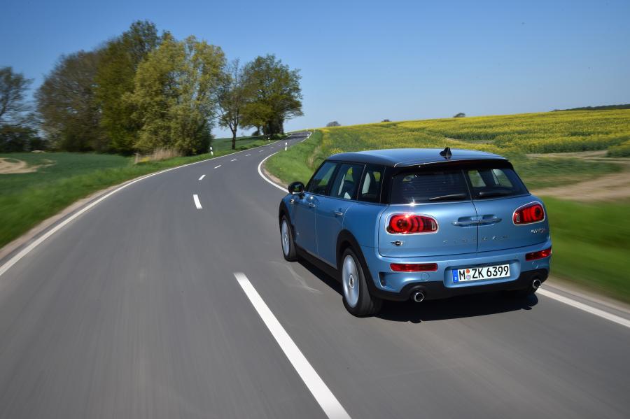  Mini Cooper SD Clubman ALL4 2016 года  (фото 26 из 101)